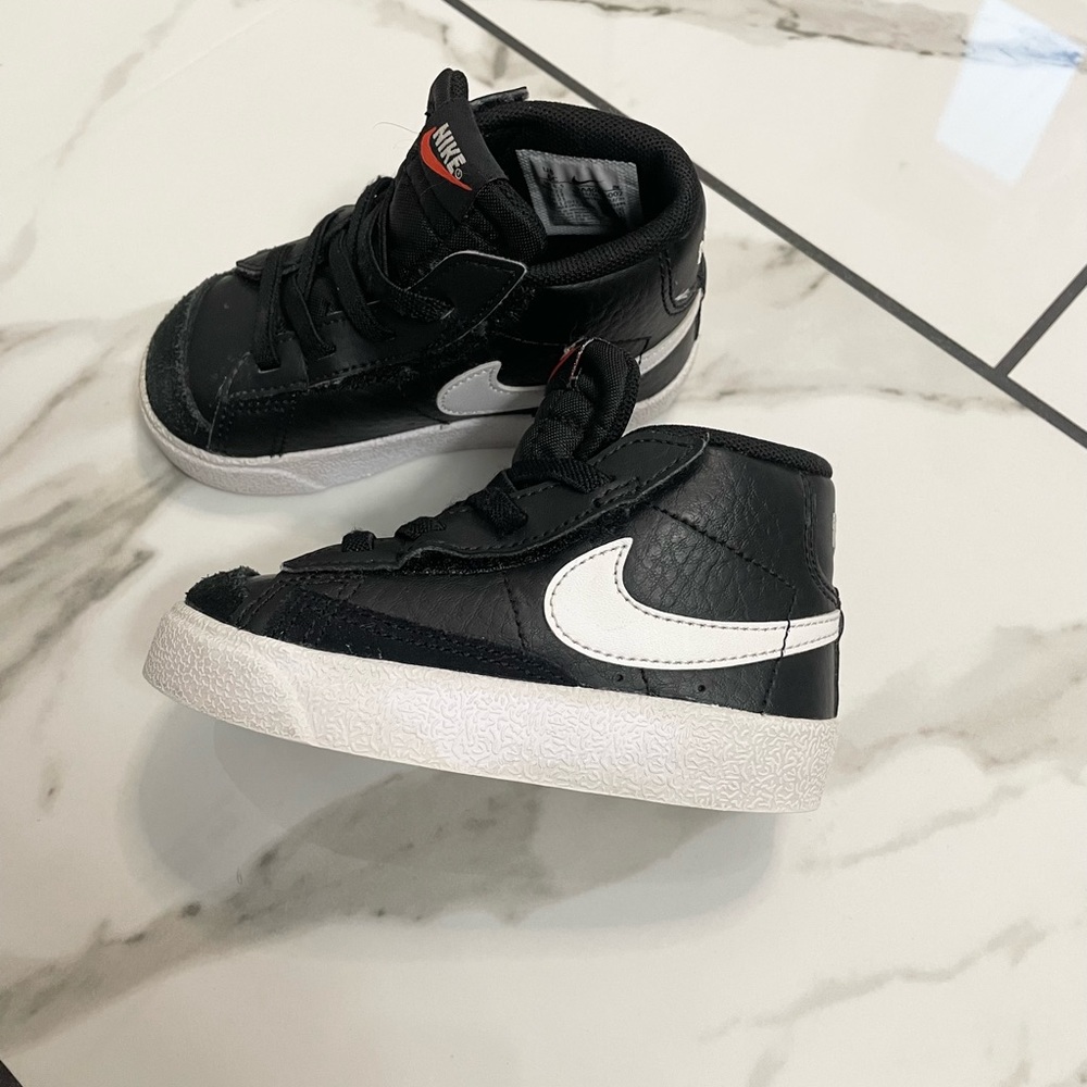 Nike blazer mid 77